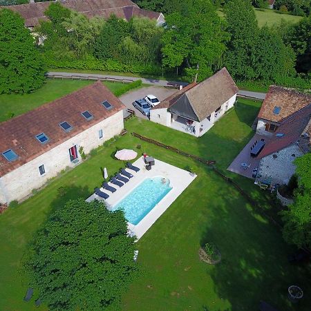 La Ferme Du Chateau Bed and Breakfast Tresnay Buitenkant foto