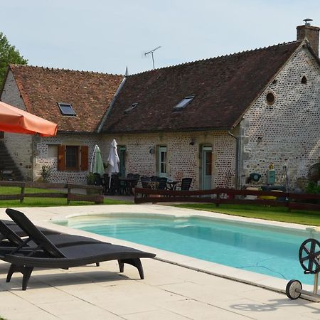 La Ferme Du Chateau Bed and Breakfast Tresnay Buitenkant foto
