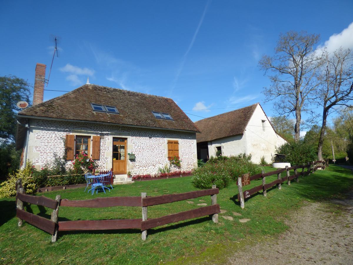 La Ferme Du Chateau Bed and Breakfast Tresnay Buitenkant foto