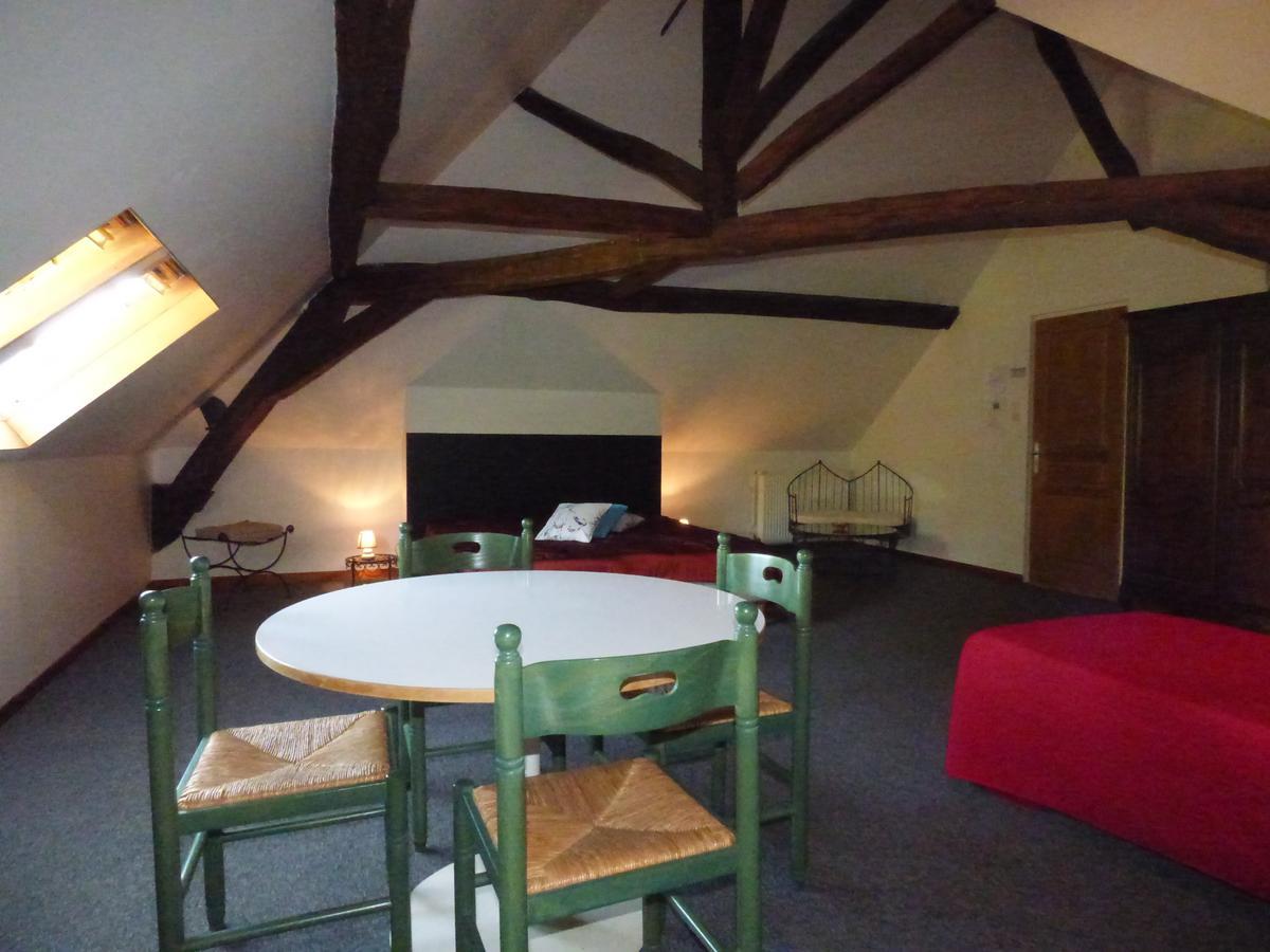 La Ferme Du Chateau Bed and Breakfast Tresnay Buitenkant foto